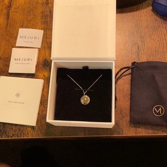 Mejuri Leo necklace. Brand new 14k solid gold